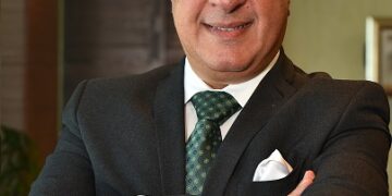 يحيى أبو الفتوح نائب رئيس مجلس إدارة الأهلي المصري