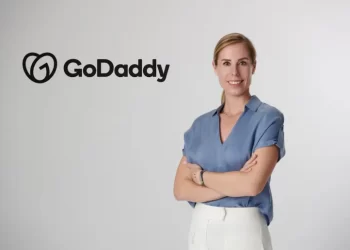 سيلينا بيبر، نائب رئيس GoDaddy للأسواق الدولية