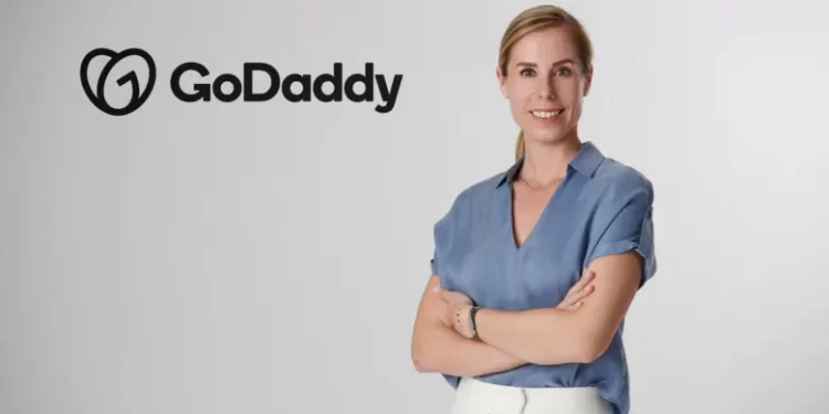 سيلينا بيبر، نائب رئيس GoDaddy للأسواق الدولية