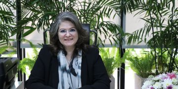 منى ذوالفقار، رئيس مجلس الأمناء لمؤسسة التضامن للتمويل الأصغر