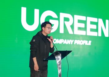 هارلين لي المدير الإقليمي ل UGREEN