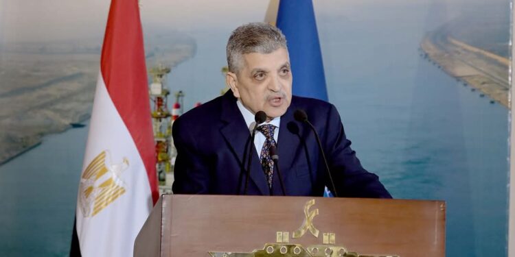 الفريق أسامة ربيع