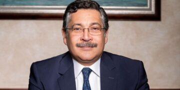 حسن غانم، الرئيس التنفيذي العضو المنتدب لبنك التعمير والإسكان