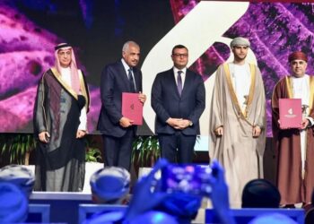 جانب من معرض ومؤتمر عُمان العقاري