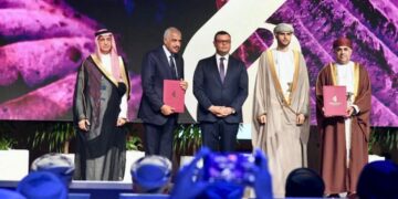 جانب من معرض ومؤتمر عُمان العقاري