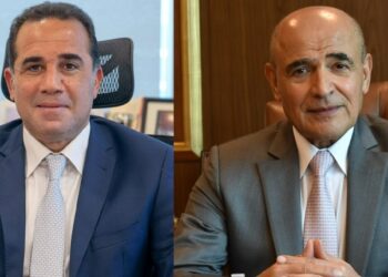 خالد السلاوي الرئيس التنفيذي للبنك الأهلي الكويتي - مصر و علي معرفي رئيس مجلس إدارة البنك الأهلي الكويتي – مصر