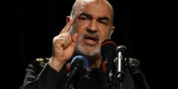 اغتيال اللواء حسين سلامي قائد الحرس الثوري الإيراني
