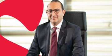 أحمد جلال رئيس مجلس إدارة EBank