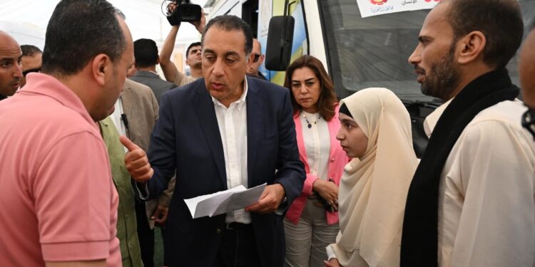 الدكتور مصطفى مدبولى يستجيب لاستغاثة مواطن