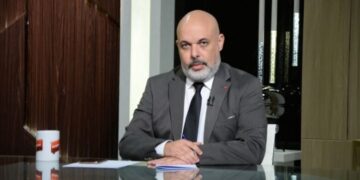 إيهاب واصف رئيس شعبة الذهب والمعادن الثمينة
