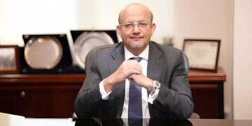 أكرم تيناوي رئيس مجلس الإدارة غير التنفيذي