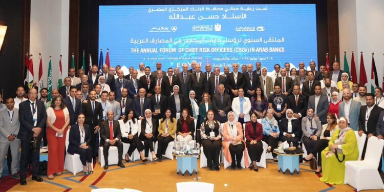جانب من فعاليات الدورة السابعة للملتقى