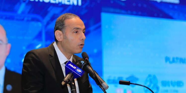 إسلام عزام نائب رئيس الهيئة العامة للرقابة المالية