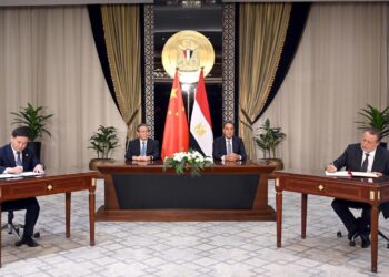 جانب من توقيع مذكرة التفاهم