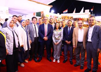مشاركة وزيرة التضامن الاجتماعي وقيادات بنك ناصر في معرض ديارنا