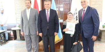 محافظ الإسكندرية يستقبل رئيس جهاز المشروعات