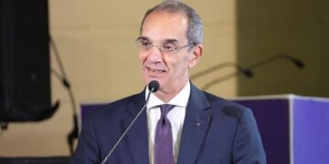عمرو طلعت وزير الاتصالات