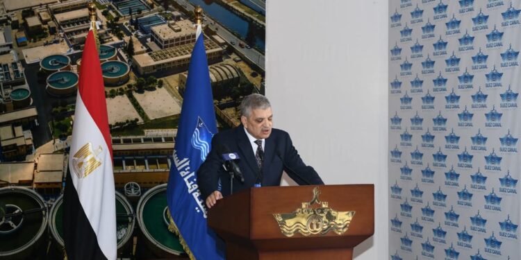 أسامة ربيع رئيس هيئة قناة السويس
