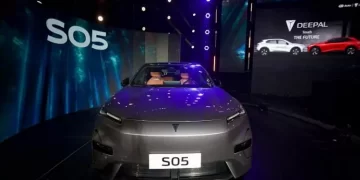 السيارات ديبال S07