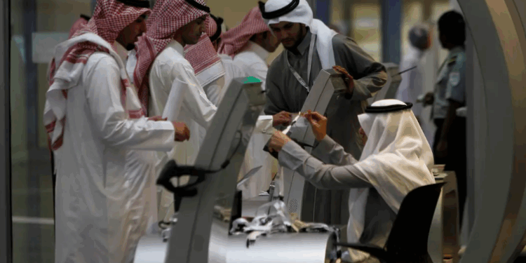 مؤشر مديري المشتريات في السعودية