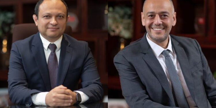 وائل عز الرئيس التنفيذي في شركة ماونتن ڤيو و وائل لطفي، الرئيس التنفيذي بالمشاركة في الشركة