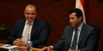 الدكتور أشرف صبحي، والدكتور محمد فريد