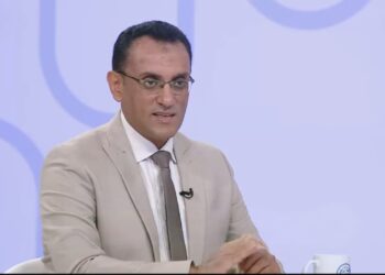 الدكتور أحمد شوقي، الخبير المصرفي