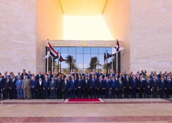 خلال مراسم الاحتفال بعرض مرئى للمشروعات