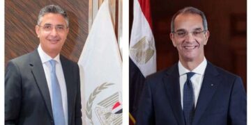 وزيرا التموين والاتصالات