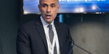 كريم عوض الرئيس التنفيذي لمجموعة إي اف چي القابضة