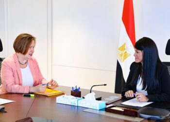 الدكتور رانيا المشاط، والمدير الإقليمي لوكالة التنمية الفرنسية (AFD) لشمال أفريقيا