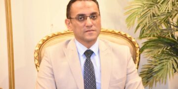 د. أحمد شوقي، الخبير المصرفي