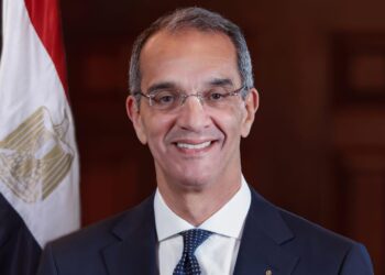عمرو طلعت وزير الاتصالات