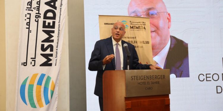 باسل رحمي الرئيس التنفيذي لجهاز تنمية المشروعات