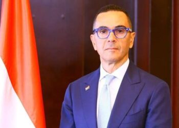 حسن الخطيب وزير الاستثمار