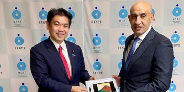 وزير التربية التعليم المصري ونظيره الياباني