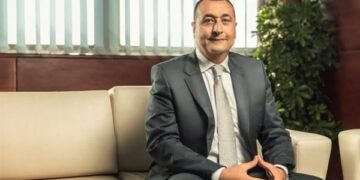 عمرو أبو العزم الرئيس التنفيذي ونائب رئيس مجلس الإدارة لشركة إرادة للتمويل