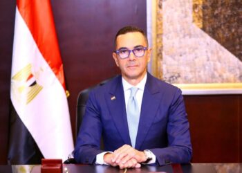حسن الخطيب وزير الاستثمار
