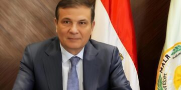 الدكتور علاء فاروق