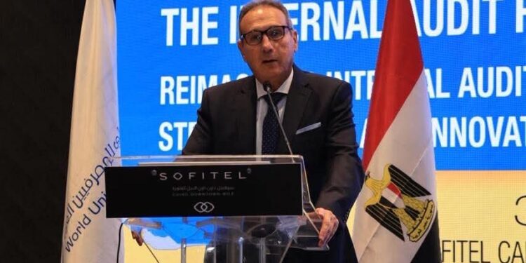 محمد الأتربي الرئيس التنفيذي للبنك الأهلي المصري