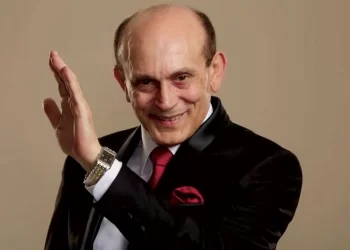 الفنان محمد صبحي