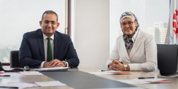 أحمد خورشيد الرئيس التنفيذي والعضو المنتدب لشركة تمويلي و مروة نبيل العضو المنتدب التنفيذي لنشاط تمويل المشروعات المتوسطة