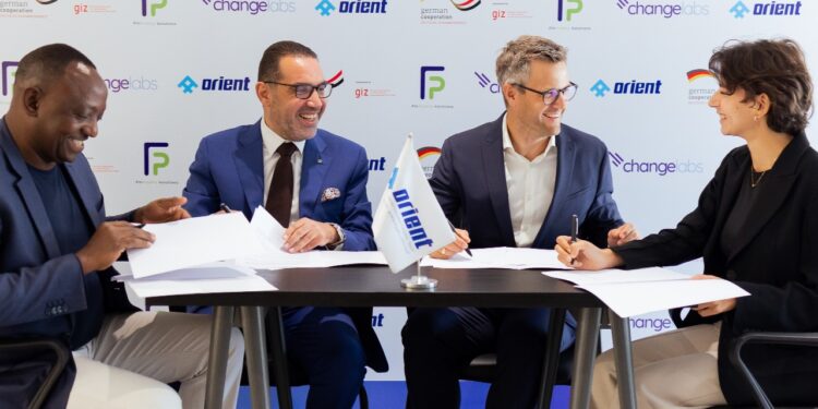 جانب من التعاون