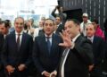 رئيس الوزراء يتفقد جناح اورنج بمعرض Cairo ICT
