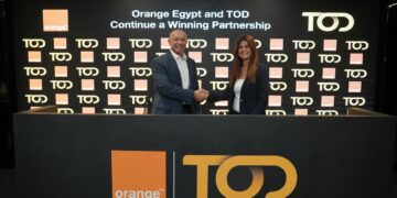 جانب من توقيع الشراكة