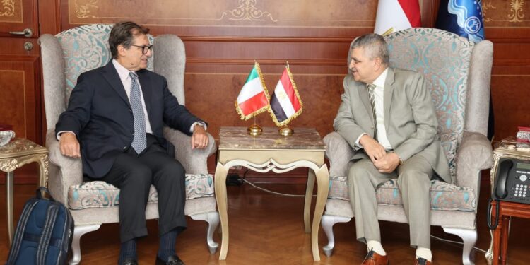 جانب من اللقاء