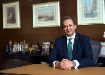 حازم حجازي الرئيس التنفيذي ونائب رئيس مجلس الإدارة لبنك البركة – مصر