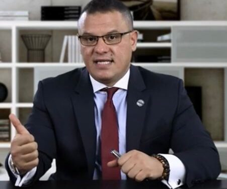 وليد الشربينى
خبير مصرفى و محاضر فى الجامعة الامريكية