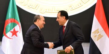 مصر والجزائر توقعان عدة وثائق في مجالات تدعم تعزيز التعاون الثنائي بين البلدين