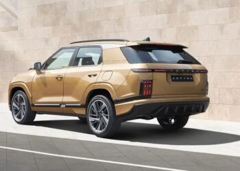 السيارة الكروس